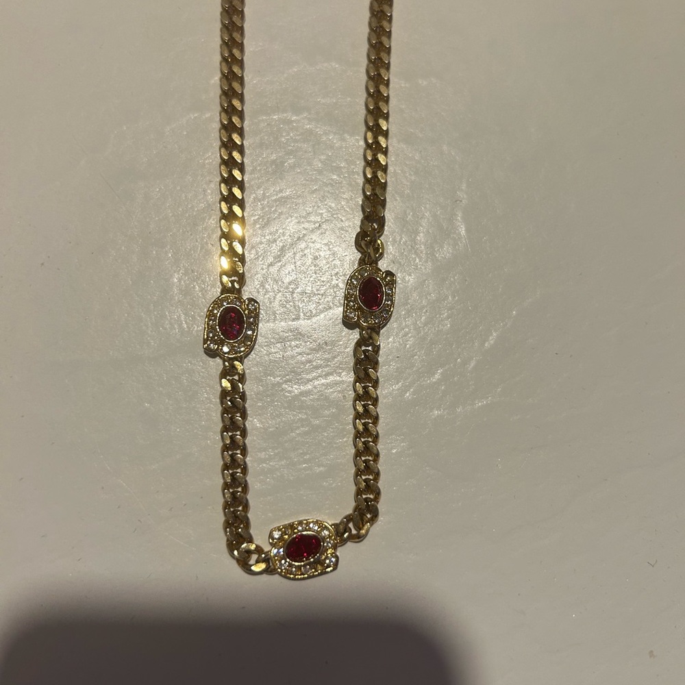 One of my favorites so darn beautiful necklace gold tone